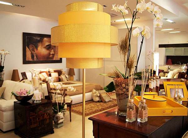 ambientazione negozio arredamento