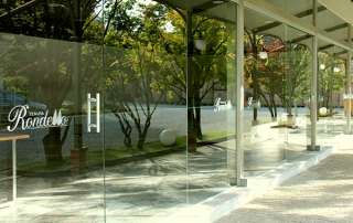 tenuta Rondello vetrata panoramica realizzata su disegno